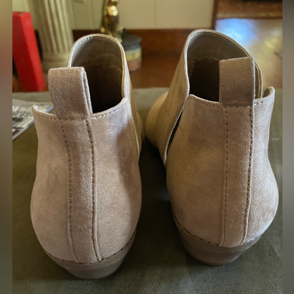 NWT. Lane Bryant short boots - Picture 4 of 6